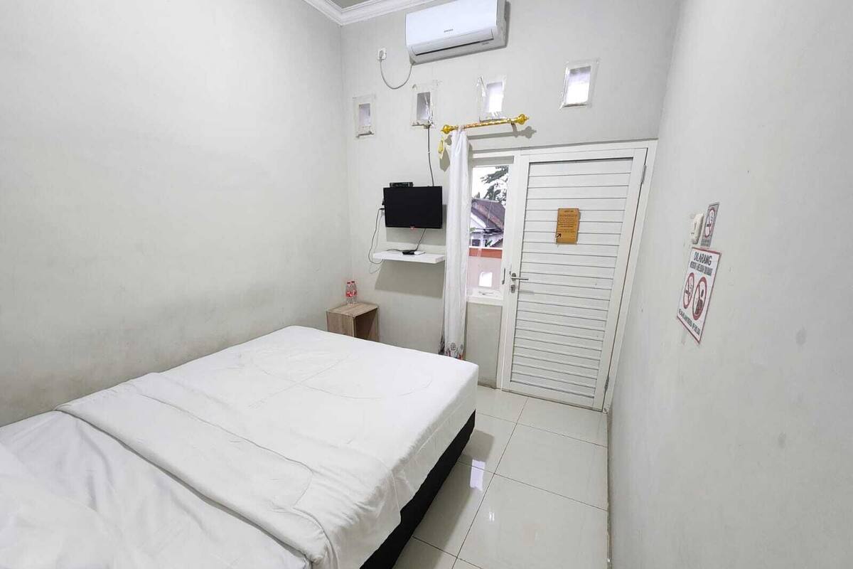 Superior Room | Desk, free WiFi, bed sheets