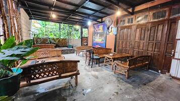 Daily local cuisine breakfast (IDR 15000 per person)