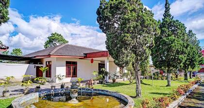 Capital O 92214 Beristera Hotel