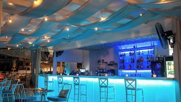 Bar (en el alojamiento)