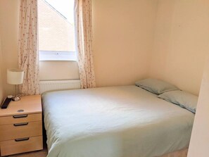 Ferienhaus | 4 Schlafzimmer, Bügeleisen/Bügelbrett, kostenloses WLAN, Bettwäsche