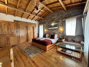 Luxury Studio | Free WiFi, bed sheets - Kasar Himalaya Holiday Resorts (Almora)
