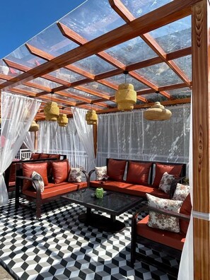 Luxury Studio | Terrace/patio
