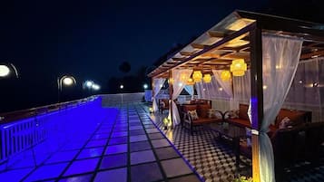 Luxury Studio | Terrace/patio