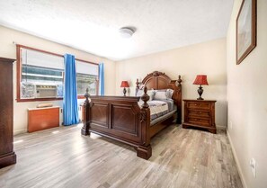 Villa luxueuse | 7 chambres, accès au Wi-Fi (inclus), literie fournie