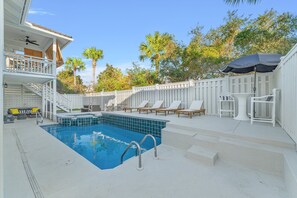 Beheizter Pool