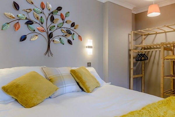 1 camera, Wi-Fi, lenzuola