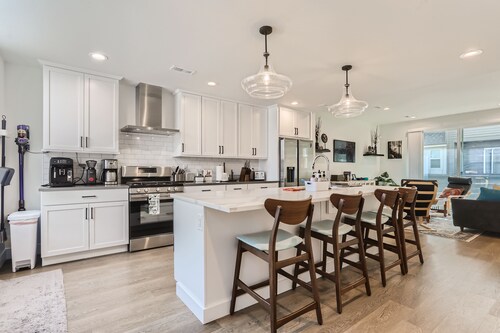 Luxury Townhome - Olde Town Arvada