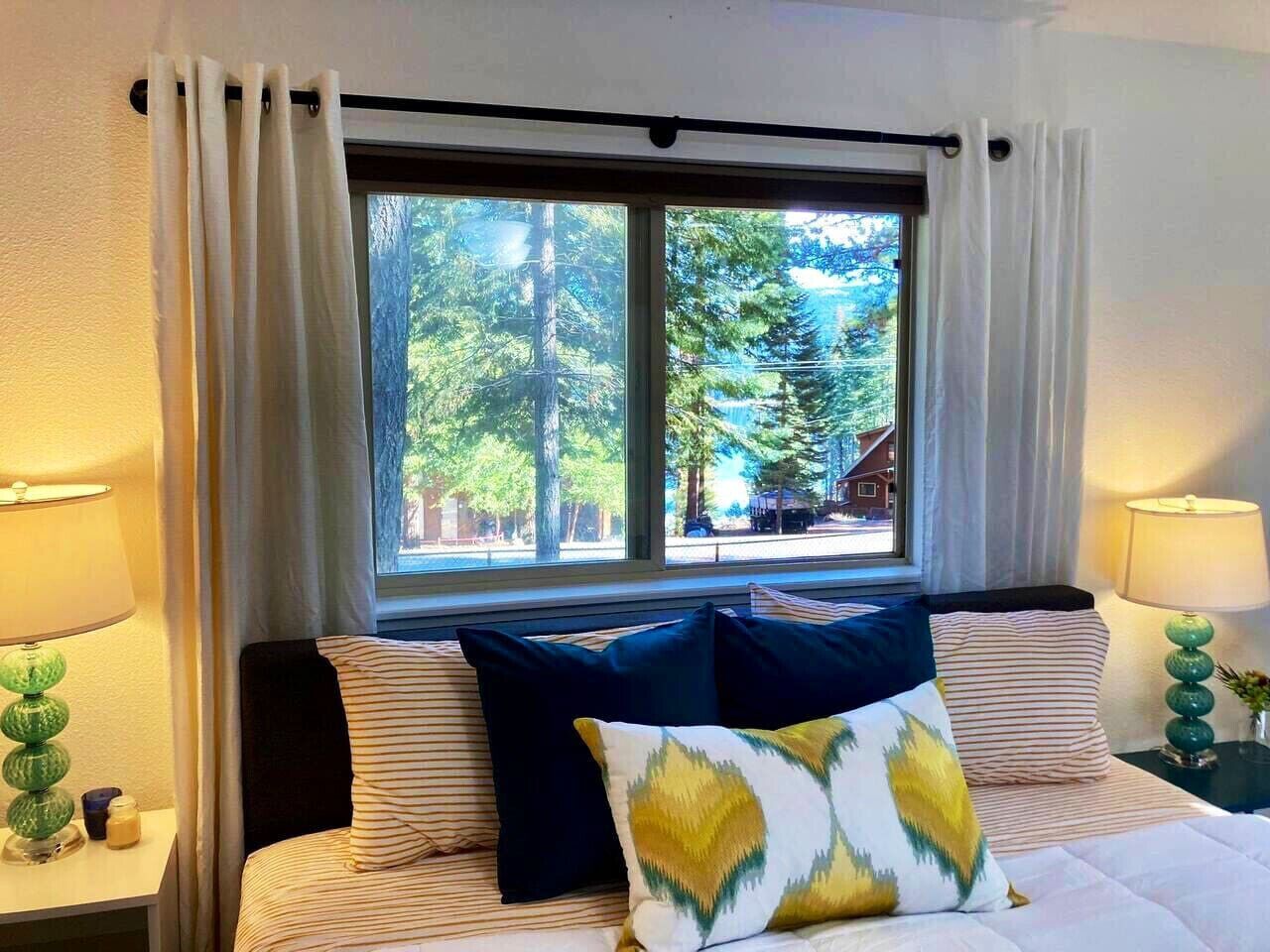 3 bedrooms, iron/ironing board, travel crib, WiFi