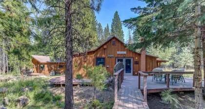 The Cabin - Fall Colors Abound