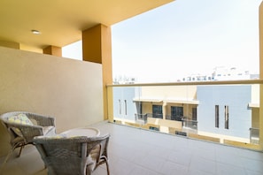 Design Studio | Balcony