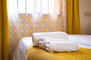 1 camera, una scrivania, ferro/asse da stiro, Wi-Fi