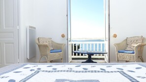 5 bedrooms, iron/ironing board, travel crib, free WiFi