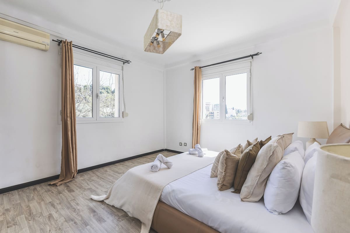 Apartment | 2 Schlafzimmer, Allergikerbettwaren, individuell eingerichtet