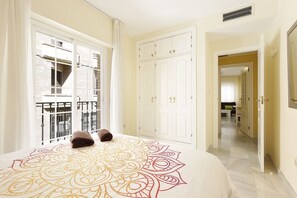 Room - Agradable piso en centro historico. Parking opcio. (Granada)