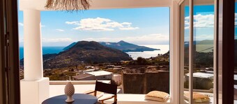 Sciara Eolie luxury apartment with Jacuzzi