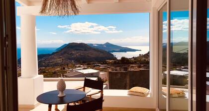 Sciara Eolie luxury apartment with Jacuzzi