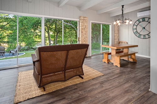 Stone River Cabin | 2/2 on the River near Whitewater!