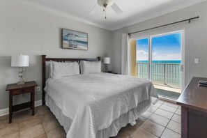 2 室のベッドルーム、アイロン / アイロン台、WiFi (無料)、ベッドシーツ