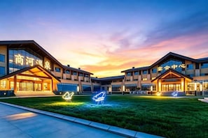 Exterior - Shanghe Hotspring Hotel (Shanghe)