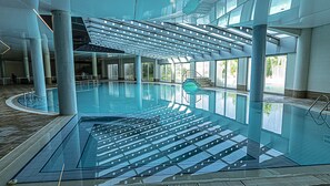 2 indoor pools, 2 outdoor pools
