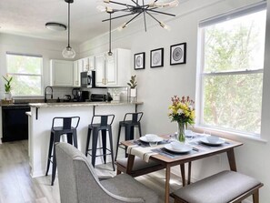 Dining - Sanctuary at Oaks | Full Kitchen • Near I75 (Gainesville)