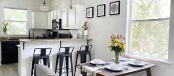 Sanctuary at Oaks | Full Kitchen • Near I75