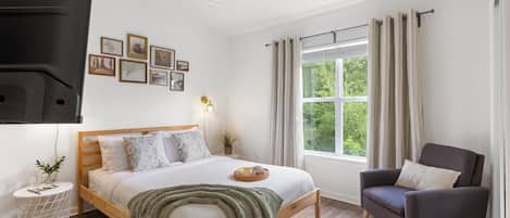 2 soverom, strykejern/-brett, wi-fi og sengetøy