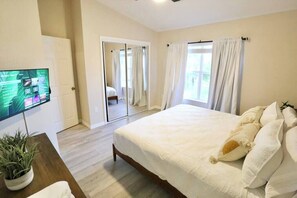 2 bedrooms, iron/ironing board, WiFi, bed sheets