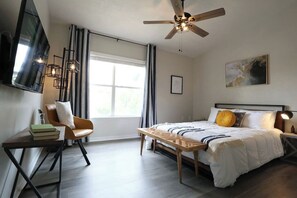 2 habitaciones, tabla de planchar con plancha, wifi y ropa de cama
