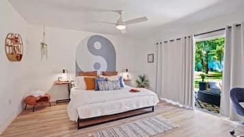 1 bedroom, desk, iron/ironing board, WiFi