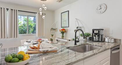 The YinYang | King Bed • Workspace • Full Kitchen