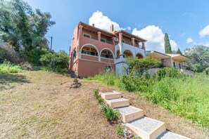 Exterior - Apartment 'Bella Vista ' with Sea View, Wi-Fi and Air Conditioning (Corfu)