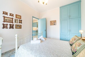 2 makuuhuonetta, silitysrauta/-lauta, ilmainen Wi-Fi, vuodevaatteet