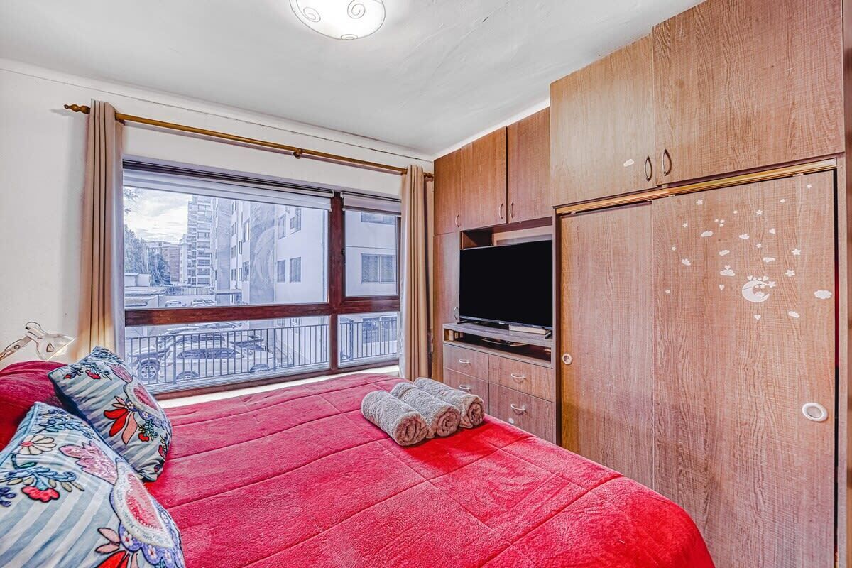 3 bedrooms, WiFi, bed sheets