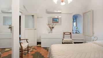 2 chambres, Wi-Fi gratuit, draps fournis