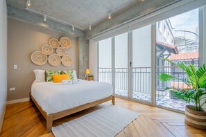 2 عدّة غرف نوم ومكتب ومكواة/لوح كي وواي فاي