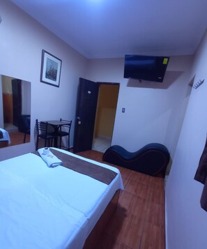 Standard Room | Free WiFi - CONQUISTADOR HOTEL (Lima)