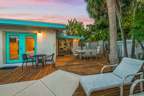 Outdoor dining - Coastal home with private pool and sunroom! (Holmes Beach)