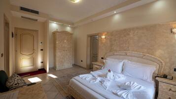 Suite, hageutsikt | Sengetøy i egyptisk bomull, sengetøy av topp kvalitet og dundyner