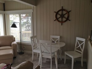 TV - Oceanfront cottage with dock and float on beautiful Quahog Bay (Harpswell)