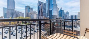 3BR Modern Downtown Apartment with Gym & Office