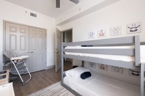 3 bedrooms, iron/ironing board, travel crib, free WiFi