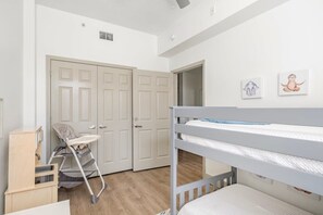 3 bedrooms, iron/ironing board, travel crib, free WiFi