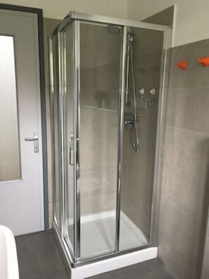 Dusche, Bidet