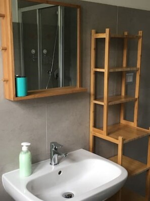 Dusche, Bidet