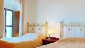 8 slaapkamers, wifi