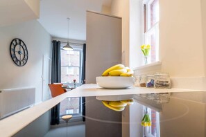 Dining - Park View Maisonette - 2 Beds (Great Yarmouth)
