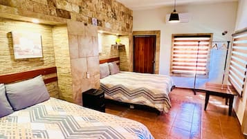 1 chambre, literie de qualité supérieure, couette en duvet d'oie