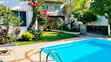 Façana frontal de l'allotjament